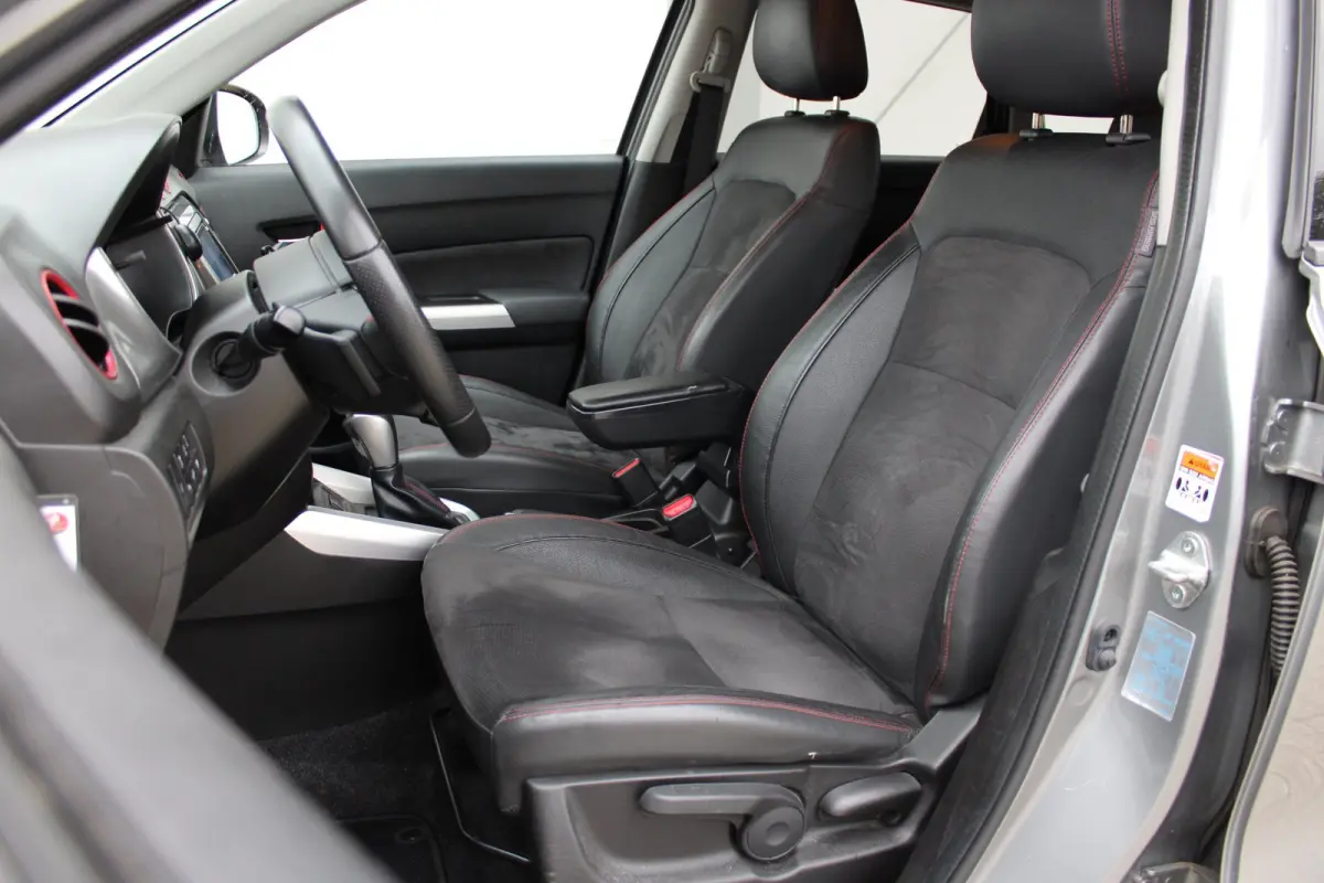 1.4 S Allgrip 4X4 / Trekhaak / Navigatie via Carplay / Alcantara / Stoelverwarming / Parkeersensoren / LED / 17'' LMV