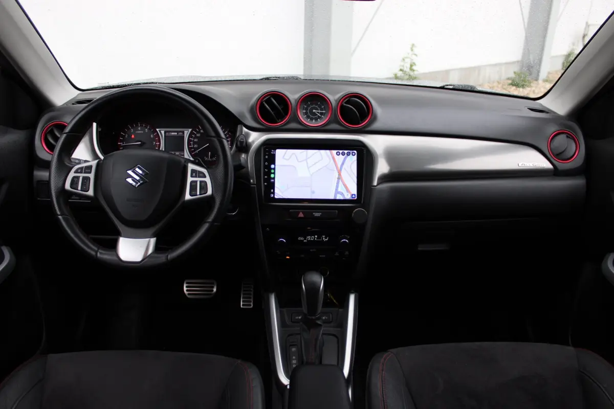 1.4 S Allgrip 4X4 / Trekhaak / Navigatie via Carplay / Alcantara / Stoelverwarming / Parkeersensoren / LED / 17'' LMV