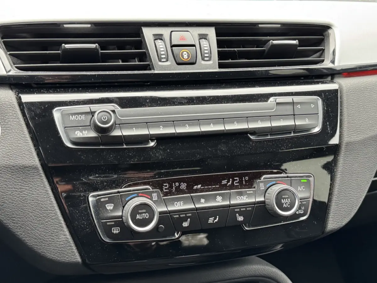 sDrive18i Executive | Navigatie | Camera | Leder