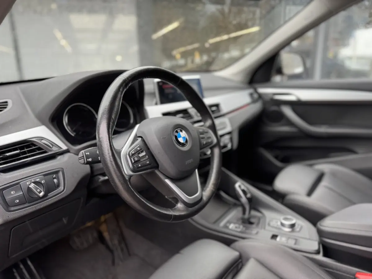 sDrive18i Executive | Navigatie | Camera | Leder