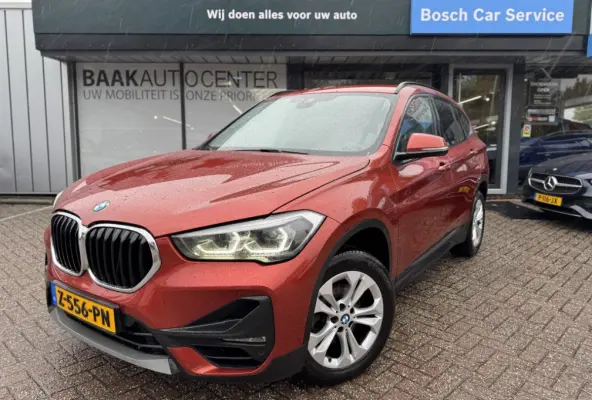 sDrive18i Executive | Navigatie | Camera | Leder
