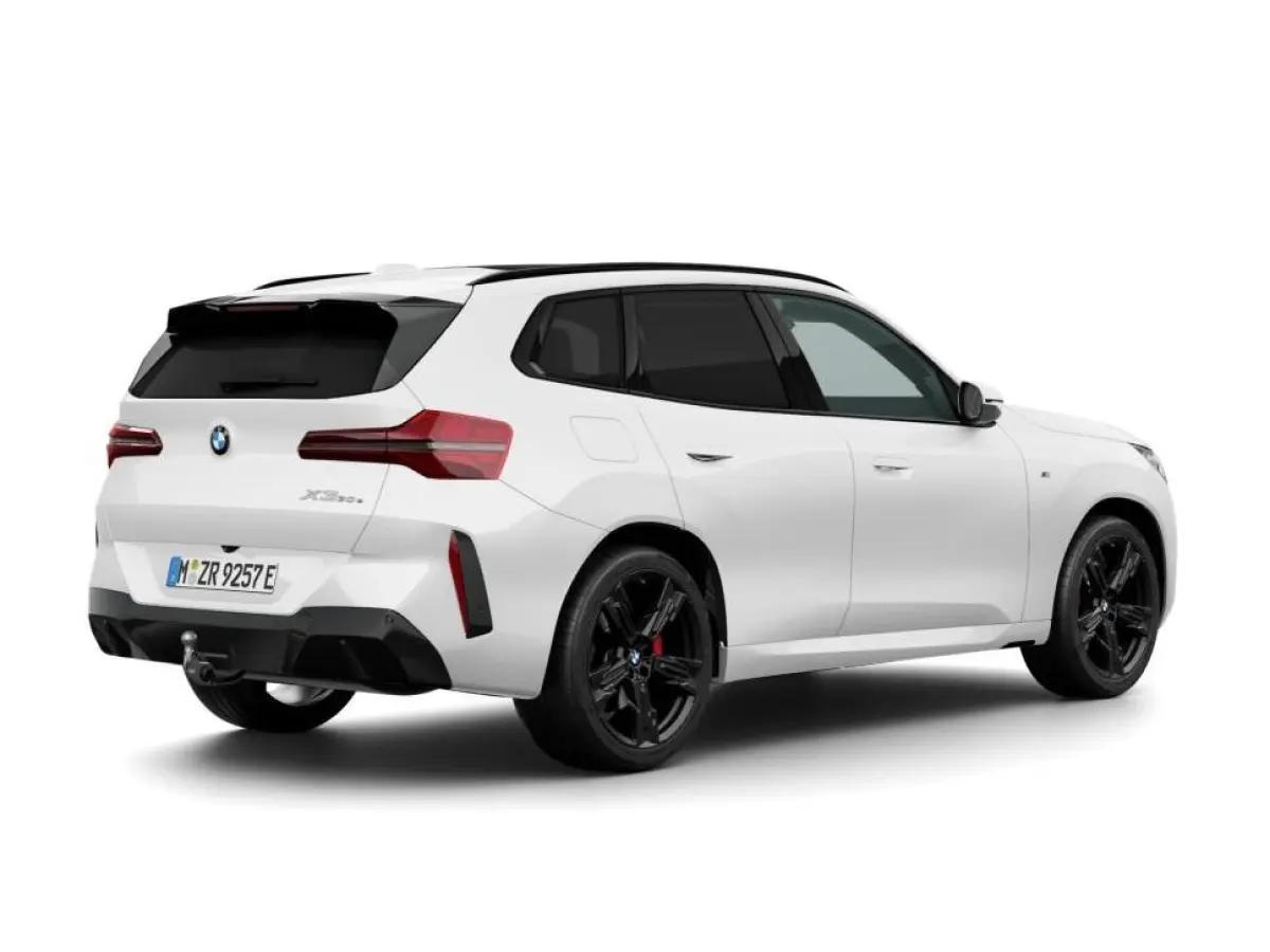 30e xDrive M Sportpakket Pro | Premium Pack | Professional Pack | Comfort Pack