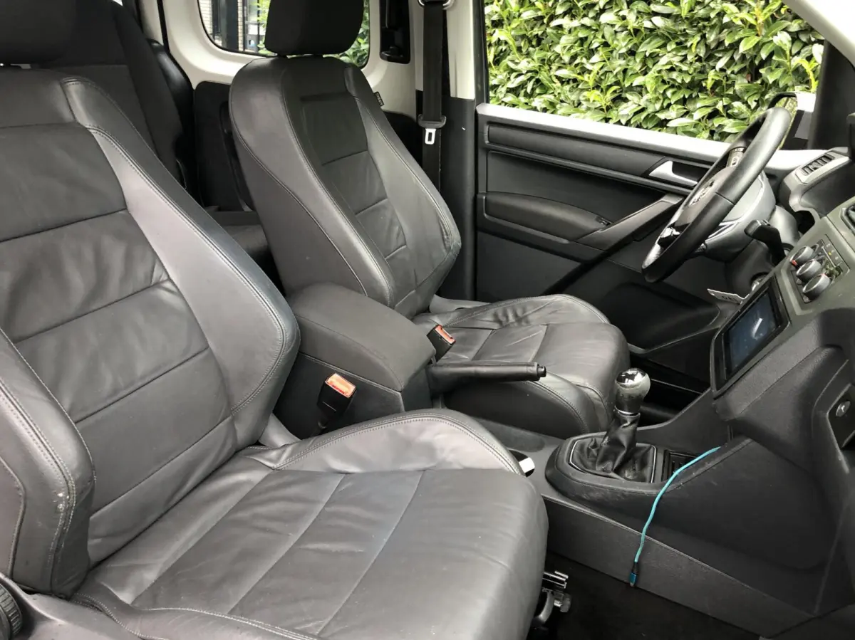 1.0 TSI Comfortline, AIRCO, CRUISE, 5 PERSOONS, LM VELGEN, PDC, DAB+, LEER