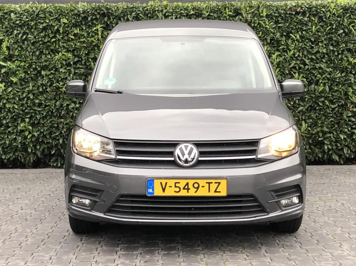 1.0 TSI Comfortline, AIRCO, CRUISE, 5 PERSOONS, LM VELGEN, PDC, DAB+, LEER