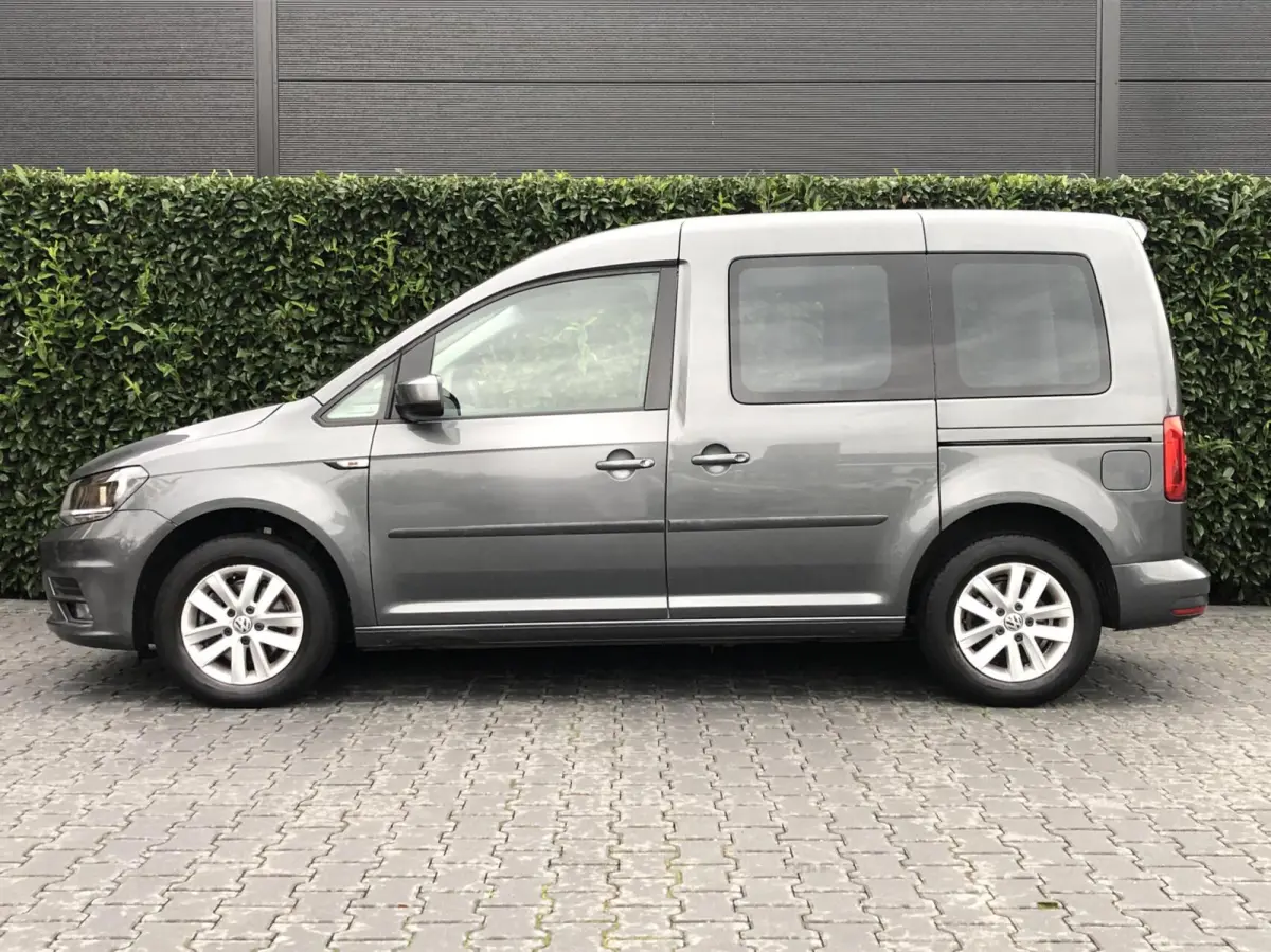 1.0 TSI Comfortline, AIRCO, CRUISE, 5 PERSOONS, LM VELGEN, PDC, DAB+, LEER