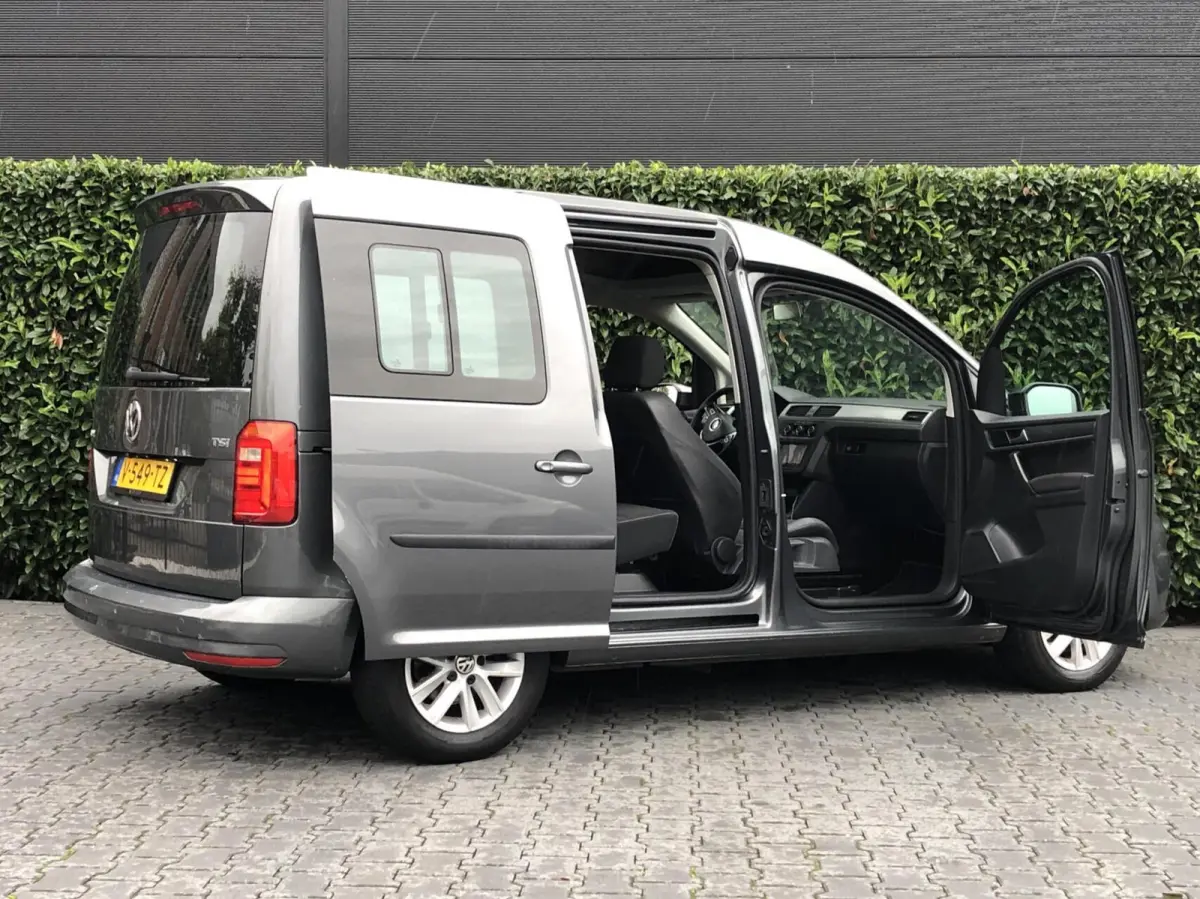 1.0 TSI Comfortline, AIRCO, CRUISE, 5 PERSOONS, LM VELGEN, PDC, DAB+, LEER