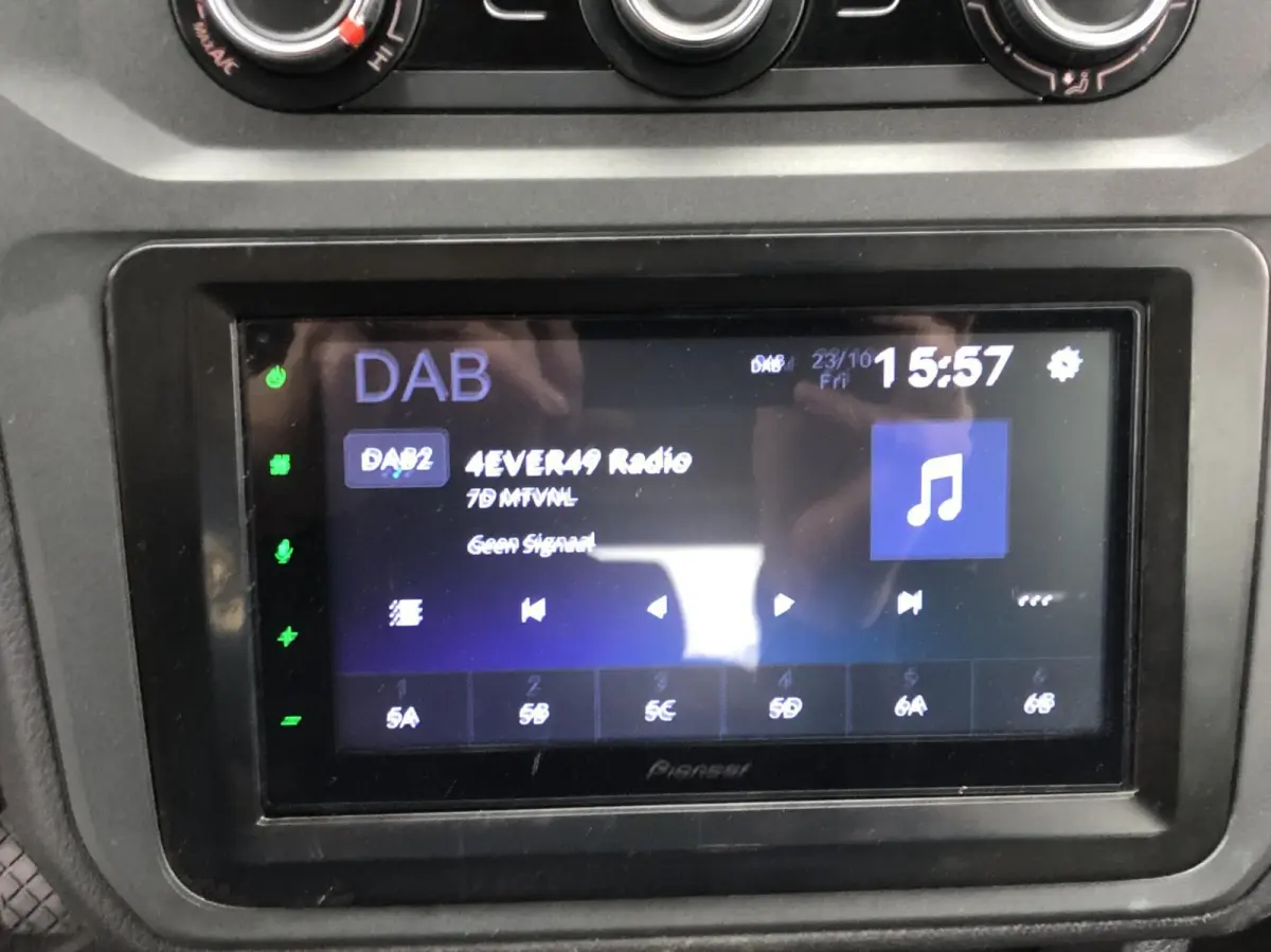 1.0 TSI Comfortline, AIRCO, CRUISE, 5 PERSOONS, LM VELGEN, PDC, DAB+, LEER