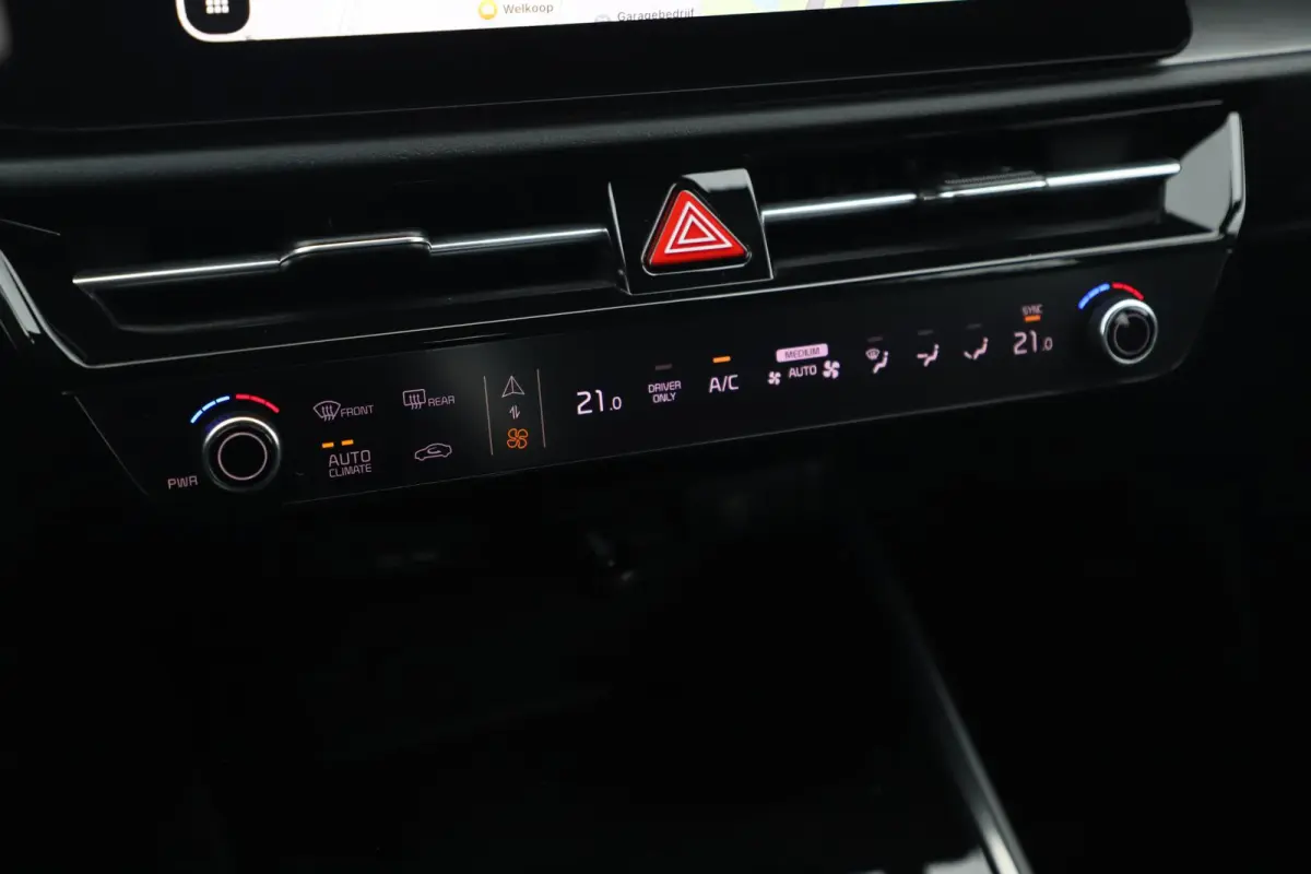 DynamicLine 64.8 kWh Trekhaak Navigatie Achteruitrijcamera LMV