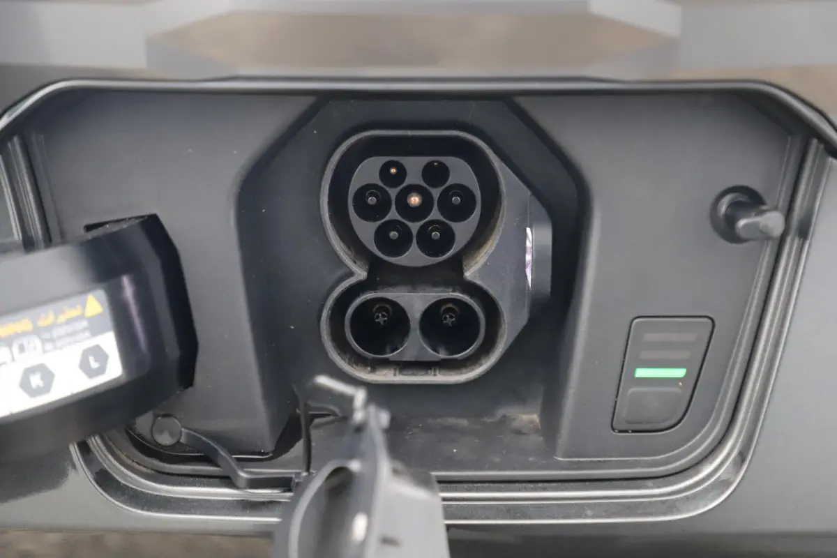 DynamicLine 64.8 kWh Trekhaak Navigatie Achteruitrijcamera LMV