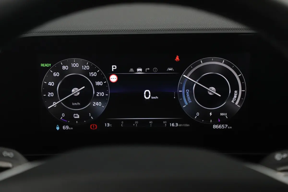 DynamicLine 64.8 kWh Trekhaak Navigatie Achteruitrijcamera LMV