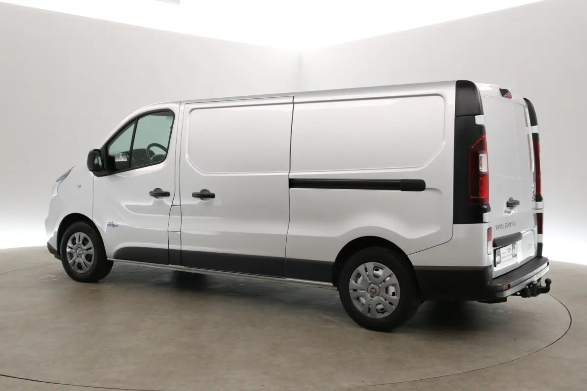 2.0 EcoJet 145PK L2H1 | Automaat | Clima | Camera | Cruise | 3 Zits | 2xSchuifdeur | Trekhaak | Navi | Parkeersens.