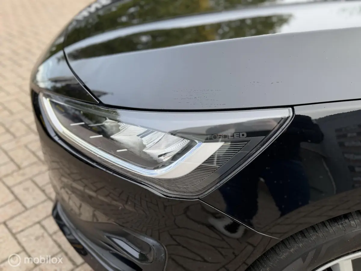 1.0 EcoBoost Connected | Airco | PDC V+A | Navi | Cruise |