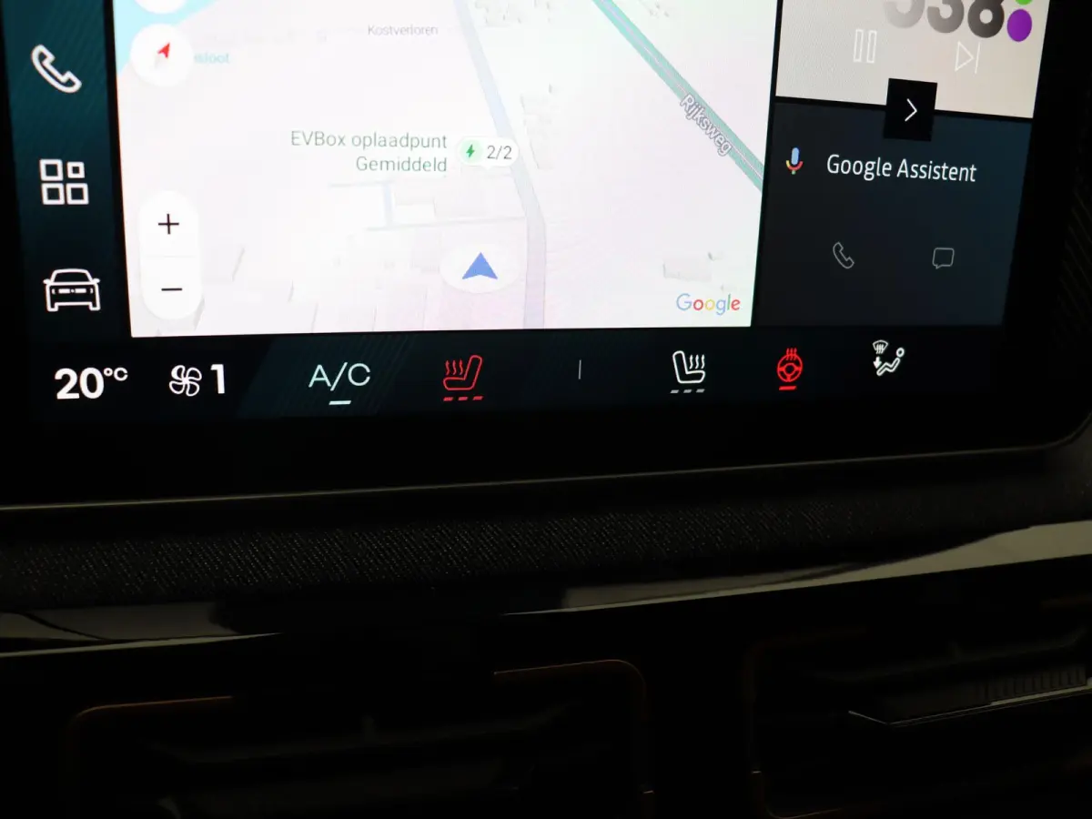 comfort range techno 52 kWh | Vijf jaar garantie | Stoel- en stuurwielverwarming | Vehicle-to-grid | Apple Carplay & Android Auto | Achteruitrijcamera | Warmtepomp |