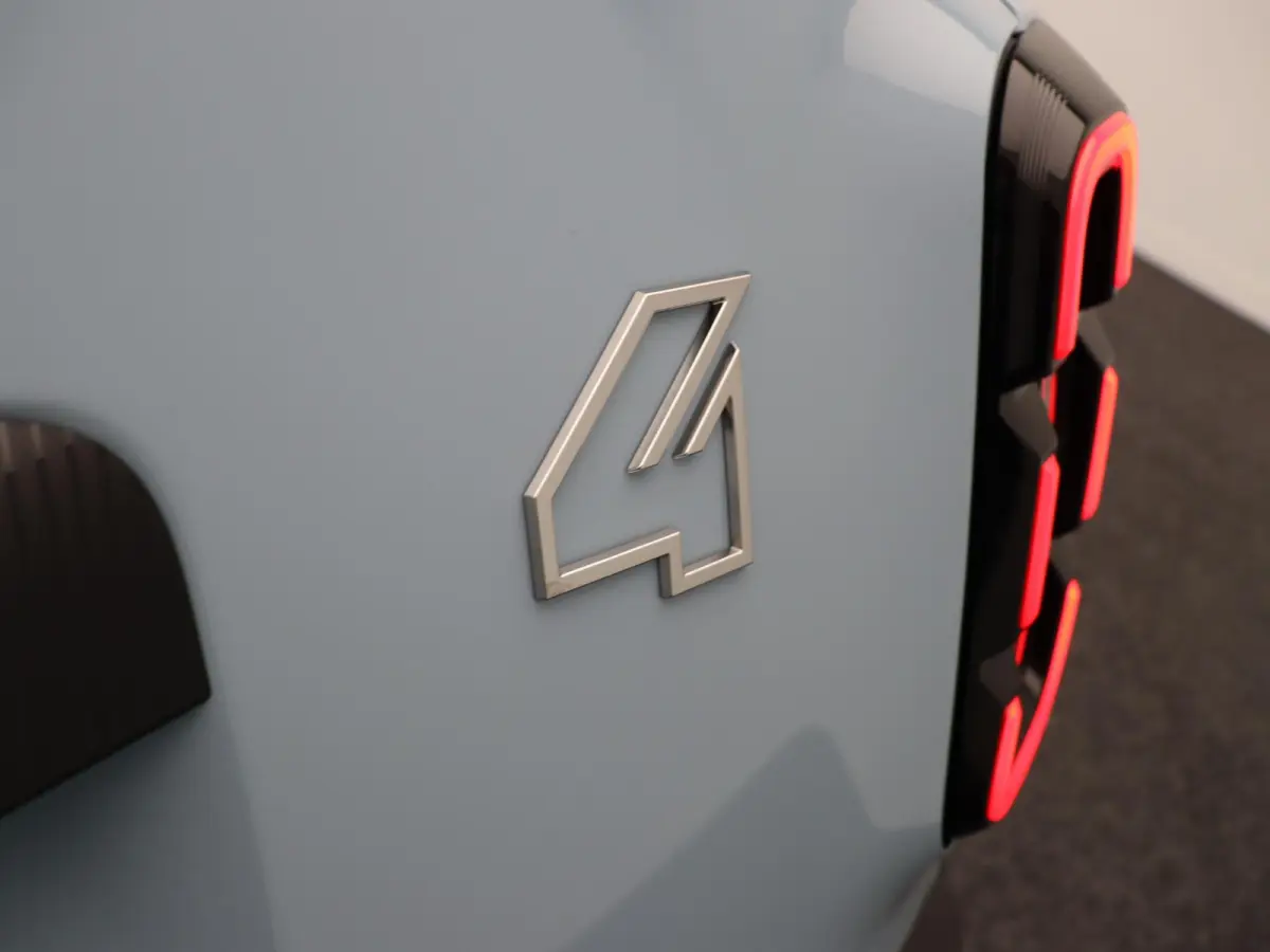 comfort range techno 52 kWh | Vijf jaar garantie | Stoel- en stuurwielverwarming | Vehicle-to-grid | Apple Carplay & Android Auto | Achteruitrijcamera | Warmtepomp |