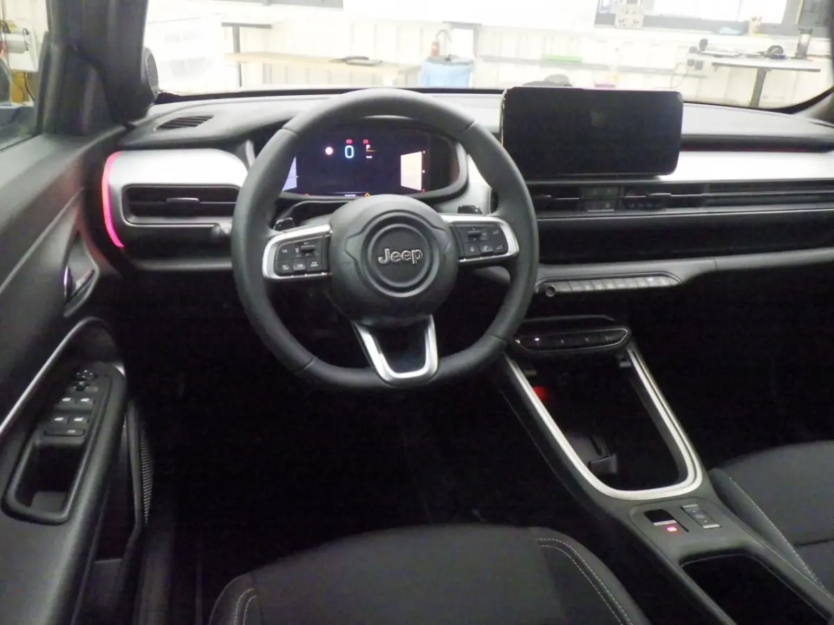 1.2 e-Hybrid Summit 8 Jaar Garantie | WinterPakket | Camera | Apple Carplay | | Achteruitrijcamera | Lichtmetalen velgen | Lichtmetalen velgen