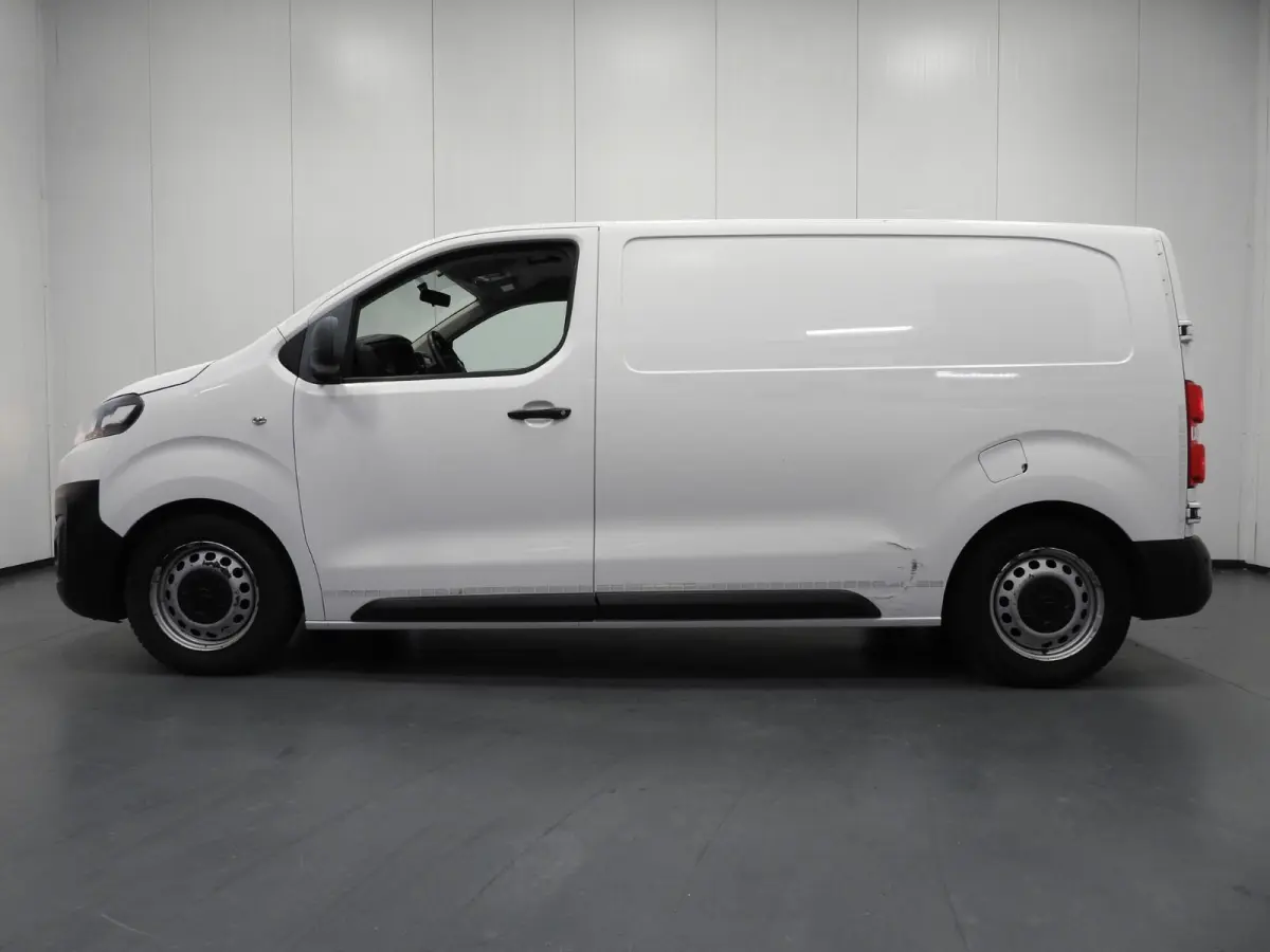 1.6 BlueHDI 95 Club M AIRCO/BLUETOOTH/PDC/SCHUIFDEUR!