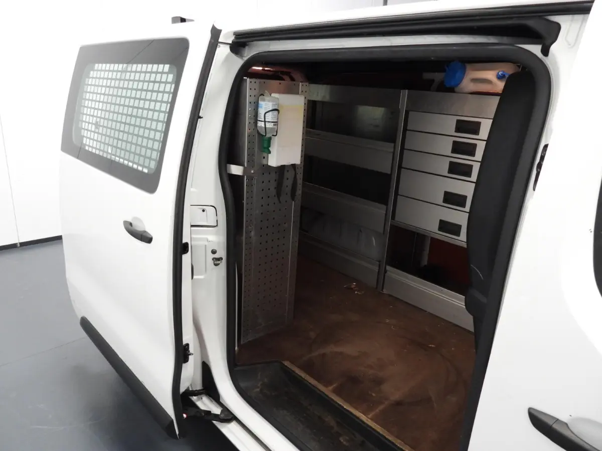 1.6 BlueHDI 95 Club M AIRCO/BLUETOOTH/PDC/SCHUIFDEUR!