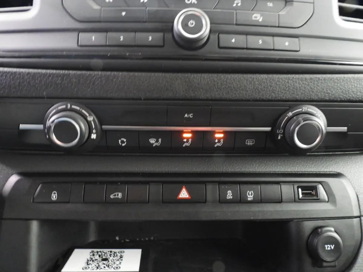 1.6 BlueHDI 95 Club M AIRCO/BLUETOOTH/PDC/SCHUIFDEUR!