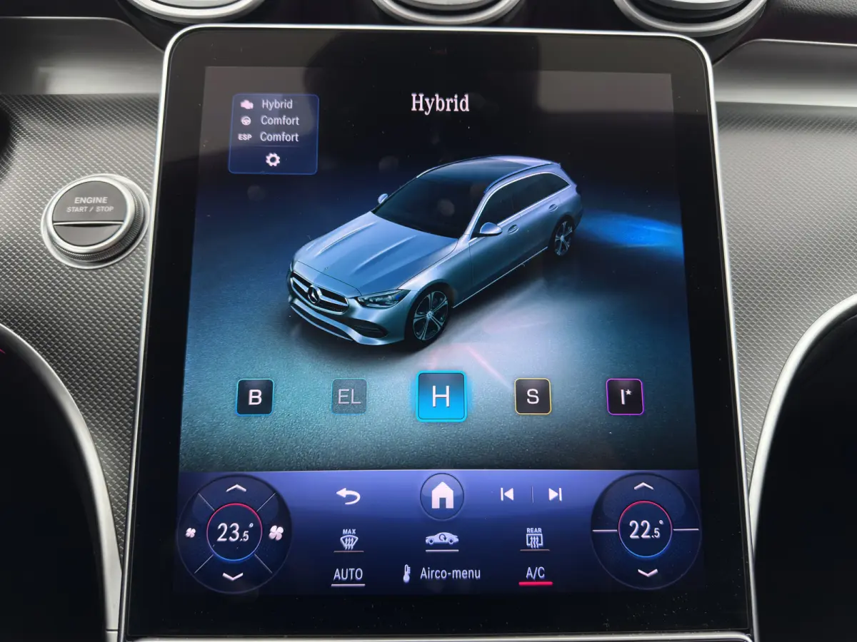 300 e Luxury Line (Plug-in) [3-Fase-11kW] (INCL.BTW) Aut. *FULL-LED | AMBIENT-LIGHT | TOP-VIEW | MEMORY-PACK | WIDESCREEN-COCKPIT | HEATED-COMFORTSEATS | NAVI-FULLMAP | SHIFTPADDLES | PRIVAC