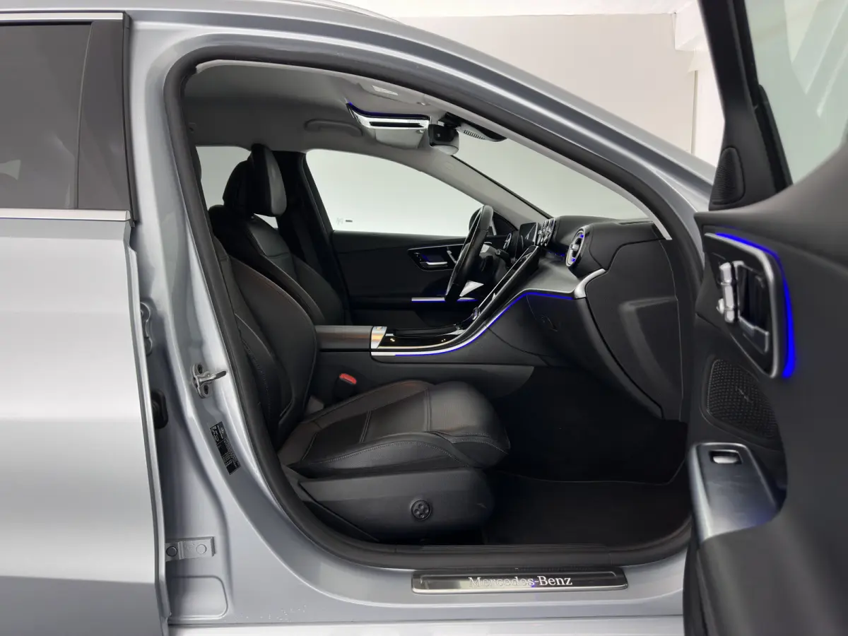 300 e Luxury Line (Plug-in) [3-Fase-11kW] (INCL.BTW) Aut. *FULL-LED | AMBIENT-LIGHT | TOP-VIEW | MEMORY-PACK | WIDESCREEN-COCKPIT | HEATED-COMFORTSEATS | NAVI-FULLMAP | SHIFTPADDLES | PRIVAC