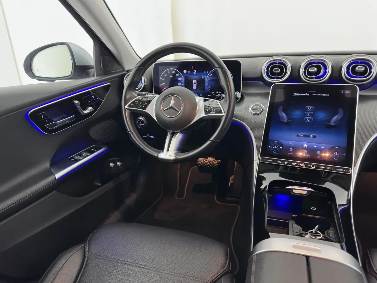300 e Luxury Line (Plug-in) [3-Fase-11kW] (INCL.BTW) Aut. *FULL-LED | AMBIENT-LIGHT | TOP-VIEW | MEMORY-PACK | WIDESCREEN-COCKPIT | HEATED-COMFORTSEATS | NAVI-FULLMAP | SHIFTPADDLES | PRIVAC