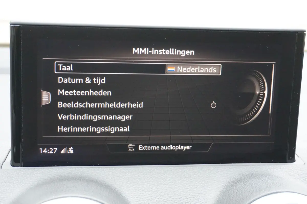 30 TFSI 110pk S Edition | Panoramadak | Smartphone Interface | Matrix-LED | PDC | Optiek Zwart