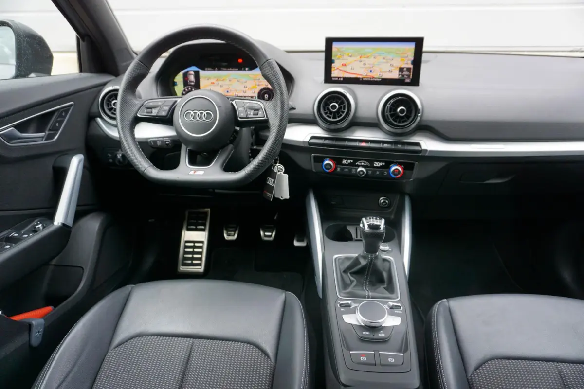 30 TFSI 110pk S Edition | Panoramadak | Smartphone Interface | Matrix-LED | PDC | Optiek Zwart