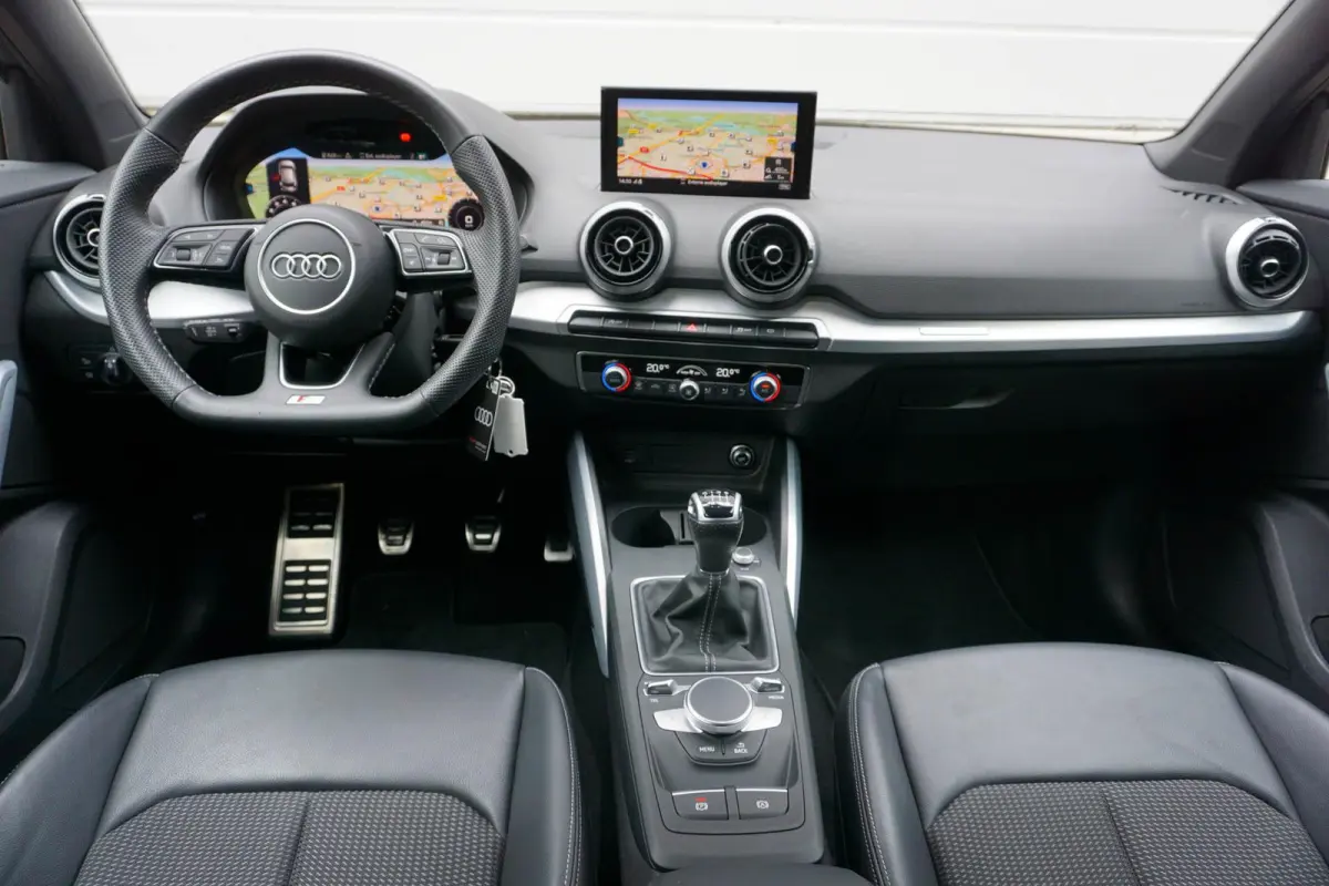 30 TFSI 110pk S Edition | Panoramadak | Smartphone Interface | Matrix-LED | PDC | Optiek Zwart