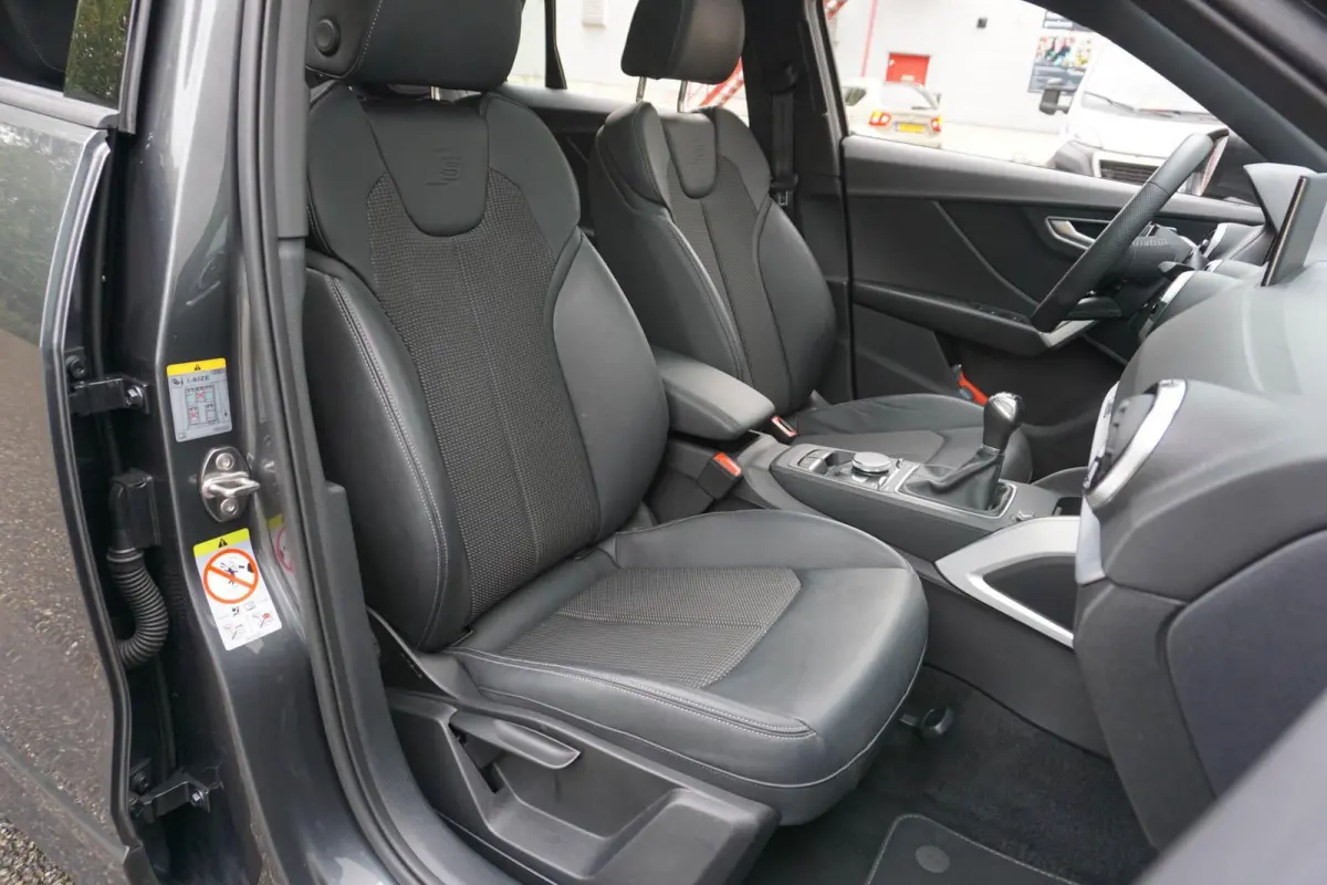 30 TFSI 110pk S Edition | Panoramadak | Smartphone Interface | Matrix-LED | PDC | Optiek Zwart