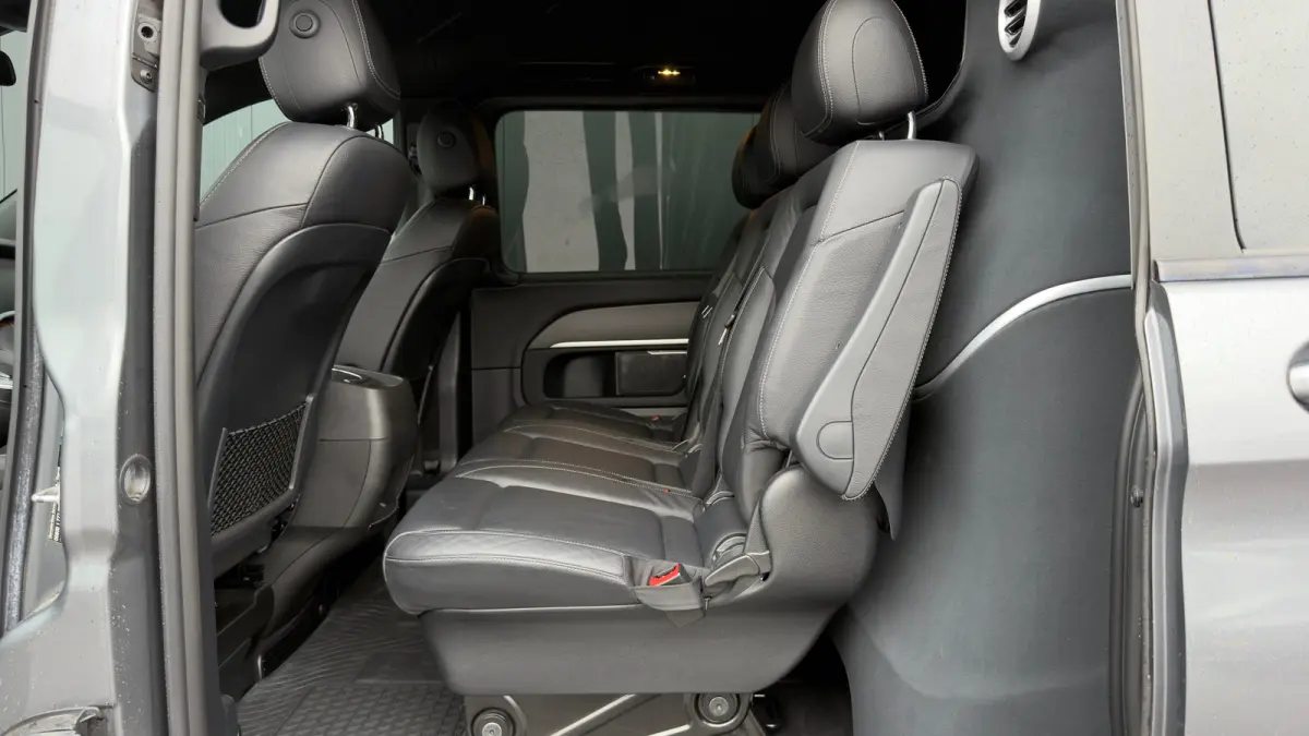 220d Lang DC Avantgarde Edition | Nieuwstaat | 360 Camera | Leder | Dubbele Schuifdeur