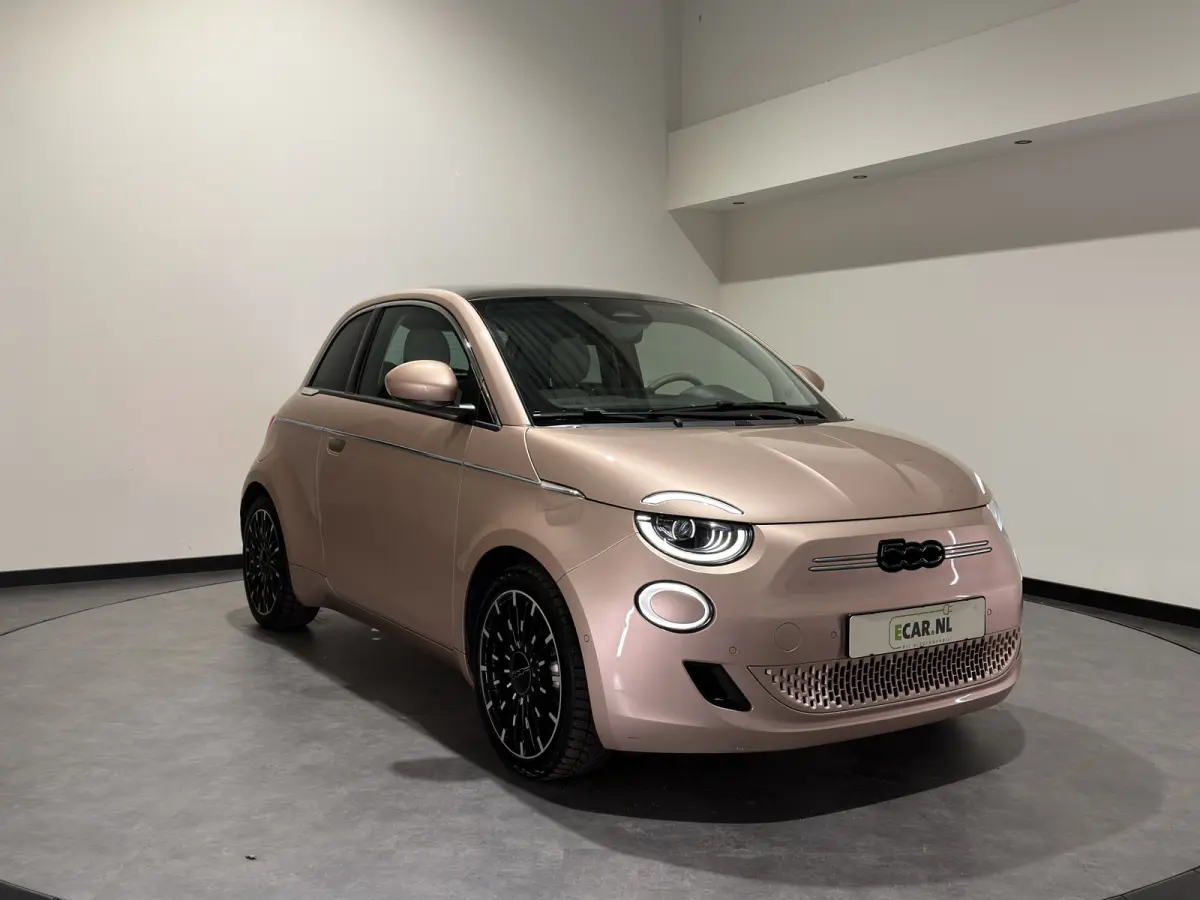 La Prima 42 kWh | pano dak | Led voor \ achter licht | JBL! audio | Stoelverwarming |