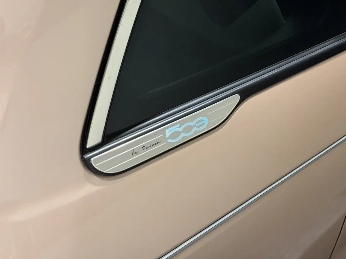 La Prima 42 kWh | pano dak | Led voor \ achter licht | JBL! audio | Stoelverwarming |
