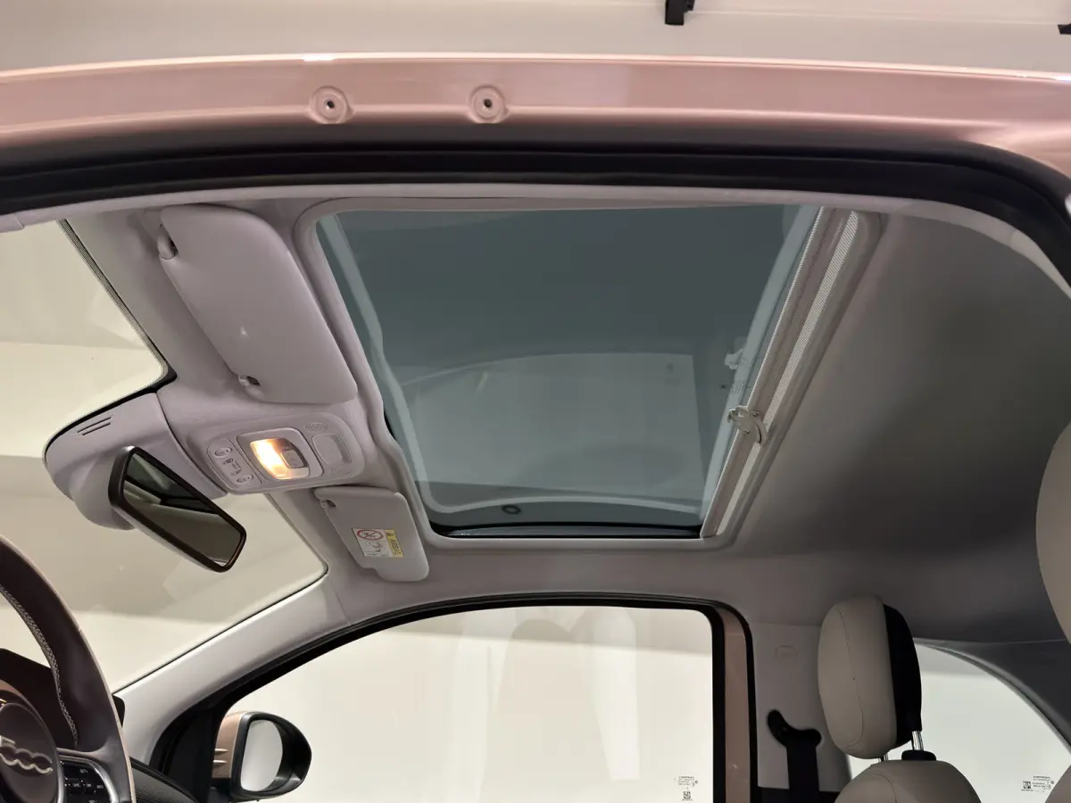 La Prima 42 kWh | pano dak | Led voor \ achter licht | JBL! audio | Stoelverwarming |