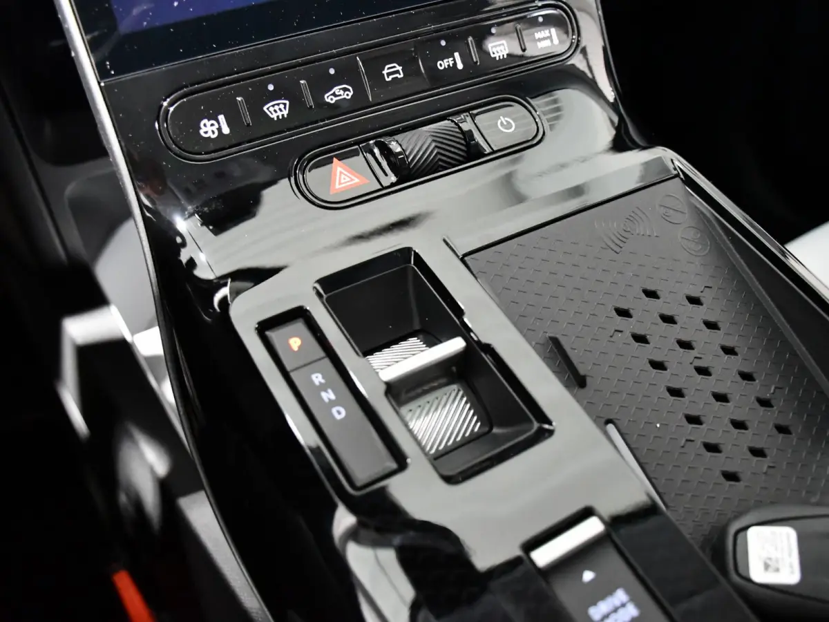 Max Comfort Range 74 kWh Leverbaar per januari 2027