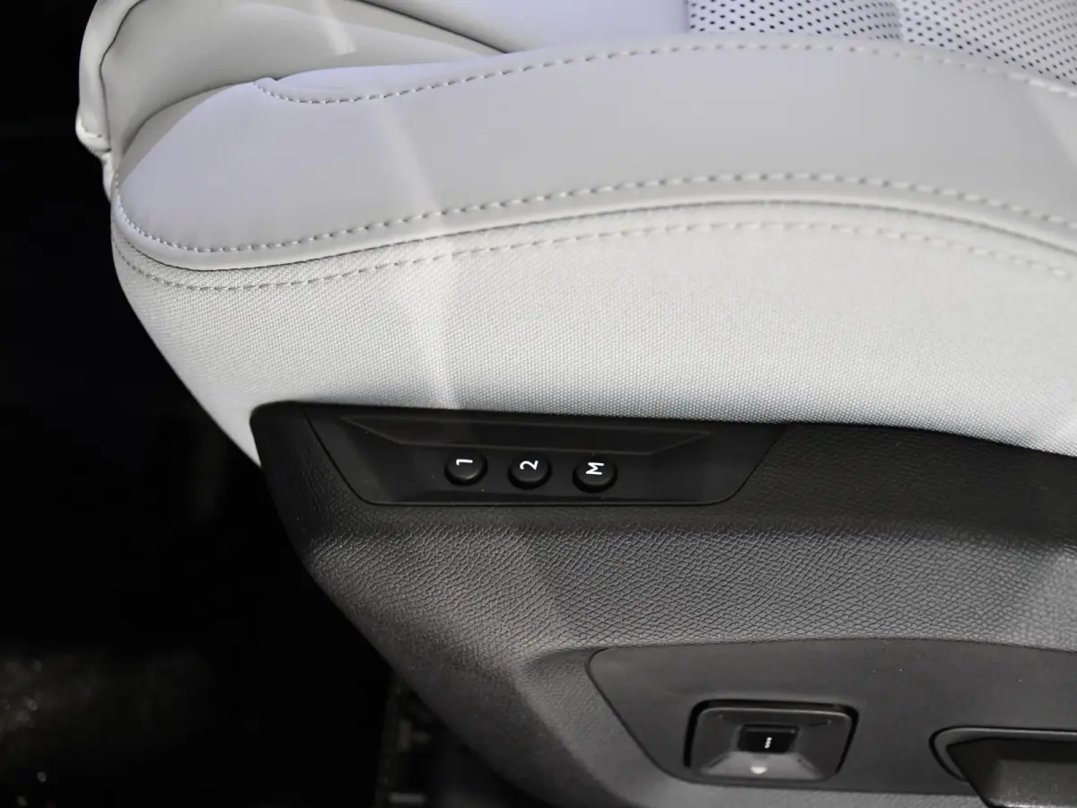 Max Comfort Range 74 kWh Leverbaar per januari 2027
