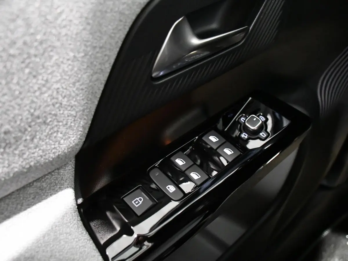 Max Comfort Range 74 kWh Leverbaar per januari 2027