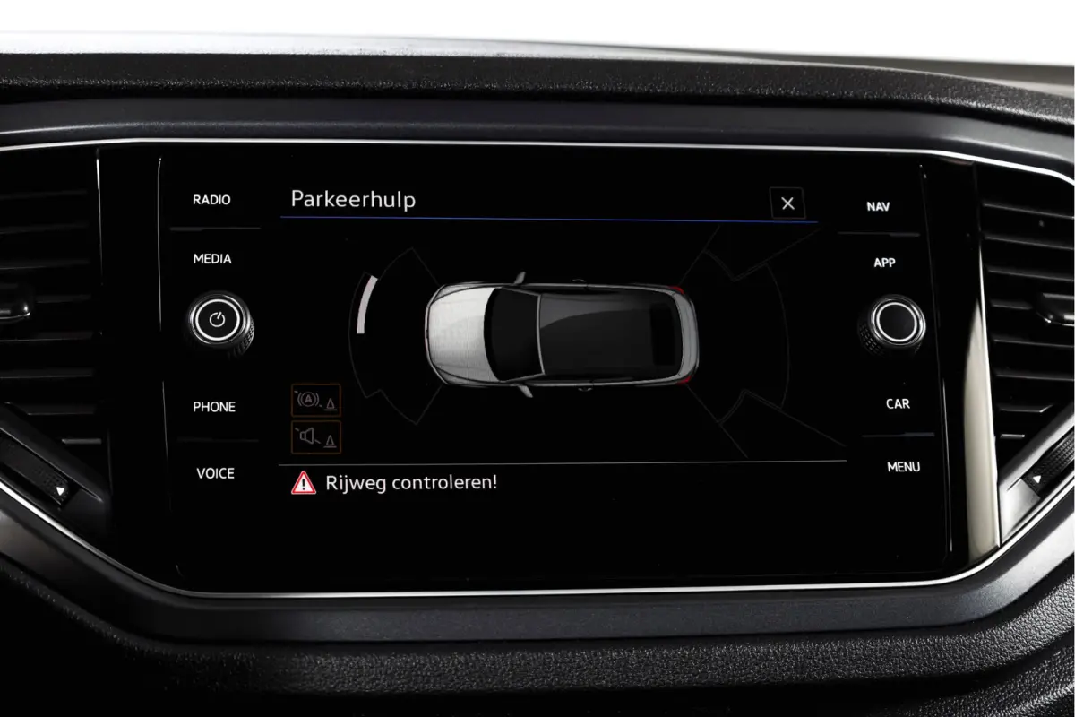 1.5 TSI 150 PK R-Line | Dig. Cockpit | Adapt. Cruise | Stoelverw. | PDC | Carplay / Android | ECC | LM 17" |