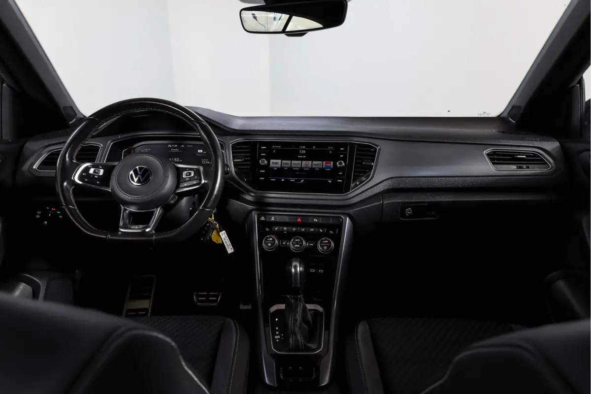 1.5 TSI 150 PK R-Line | Dig. Cockpit | Adapt. Cruise | Stoelverw. | PDC | Carplay / Android | ECC | LM 17" |