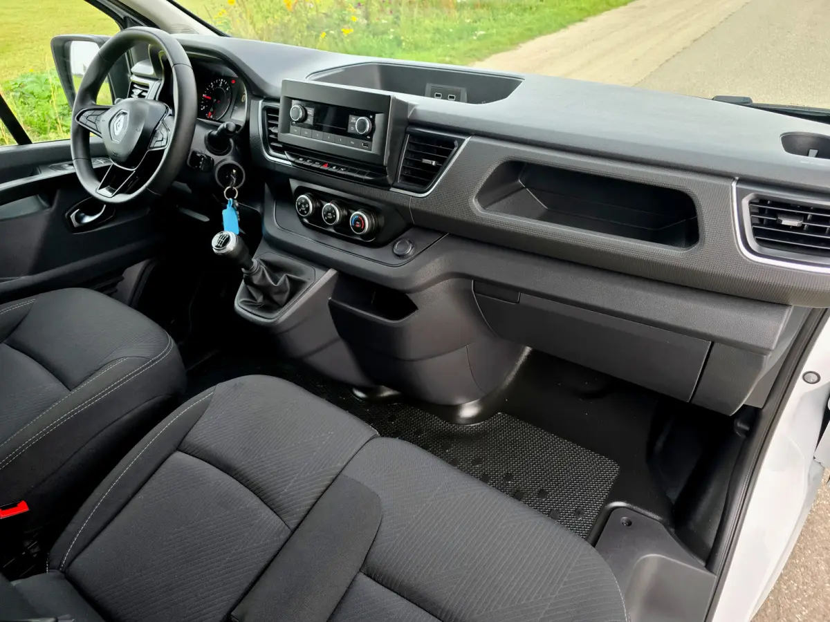 2.0 DCi L1 H1 - 131 Pk - Euro 6 - Airco - Cruise Control - ParkeerCamera