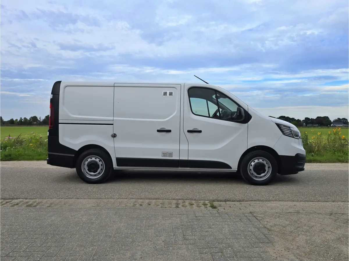 2.0 DCi L1 H1 - 131 Pk - Euro 6 - Airco - Cruise Control - ParkeerCamera