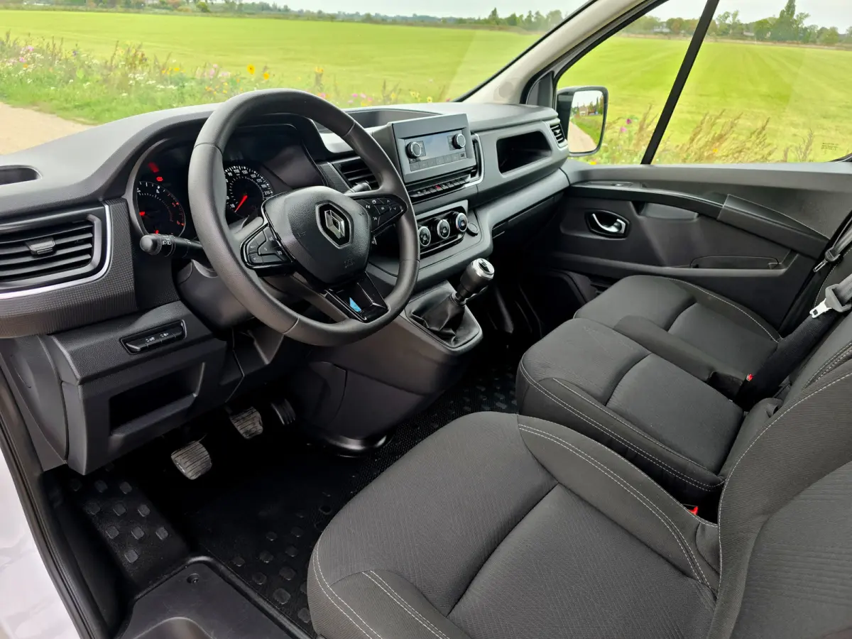 2.0 DCi L1 H1 - 131 Pk - Euro 6 - Airco - Cruise Control - ParkeerCamera