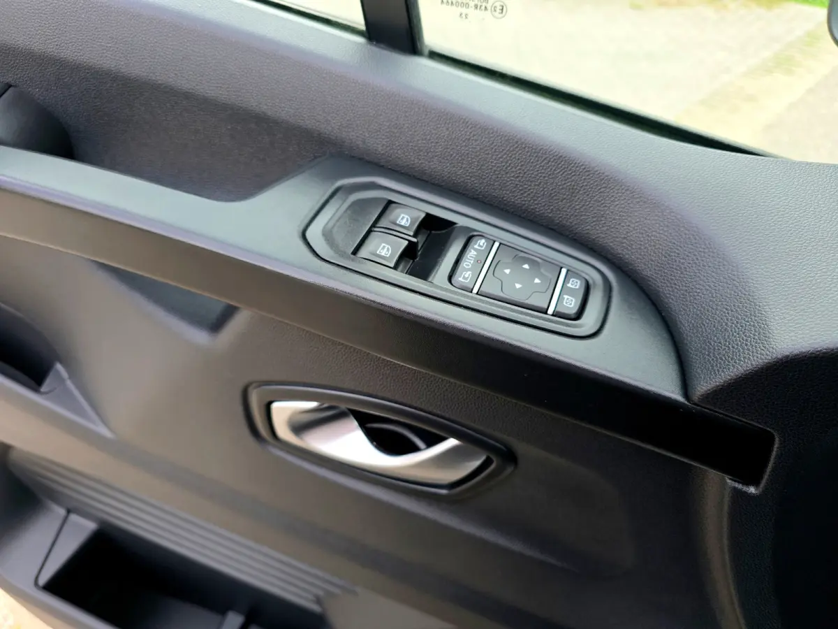 2.0 DCi L1 H1 - 131 Pk - Euro 6 - Airco - Cruise Control - ParkeerCamera