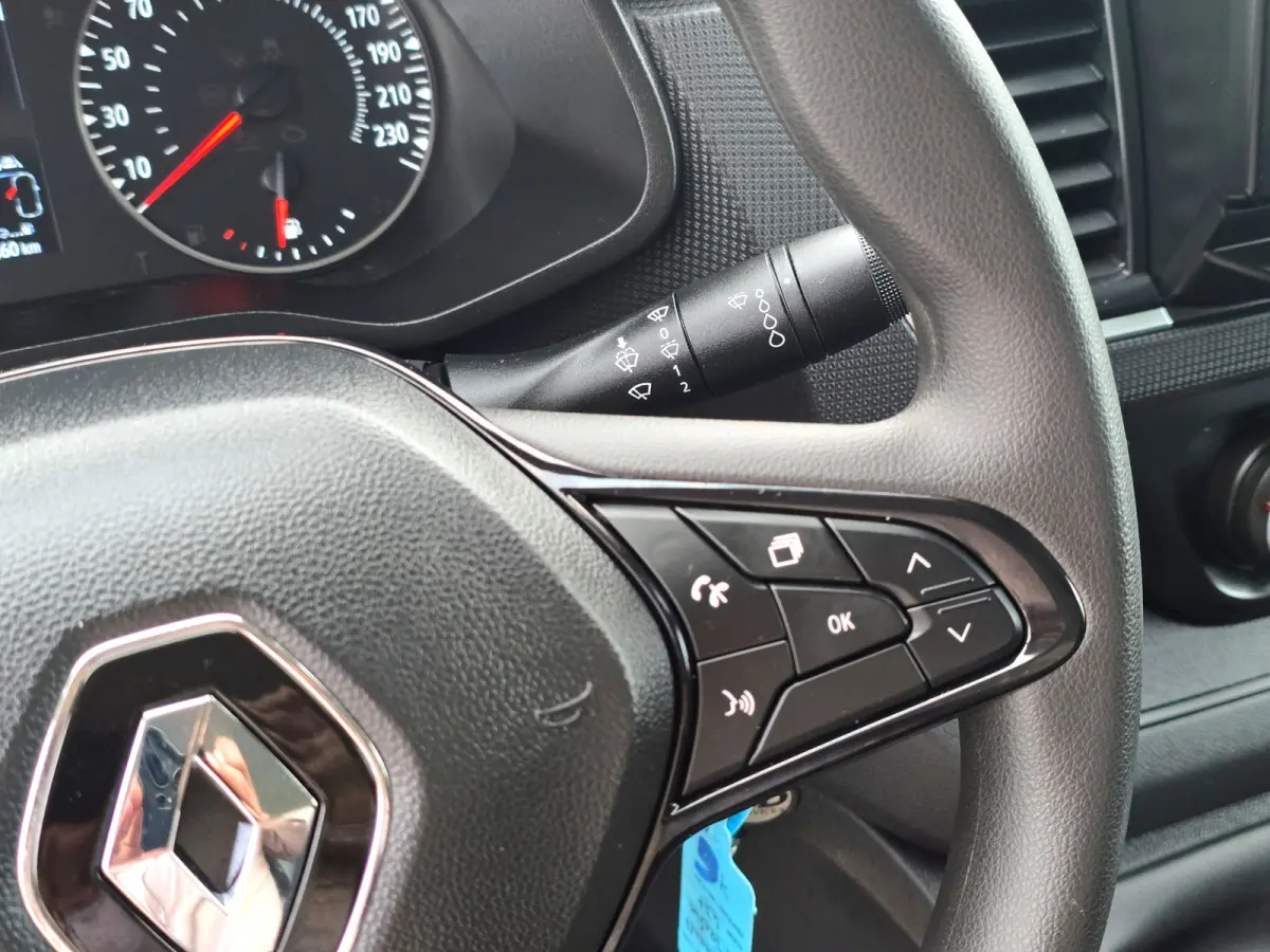 2.0 DCi L1 H1 - 131 Pk - Euro 6 - Airco - Cruise Control - ParkeerCamera