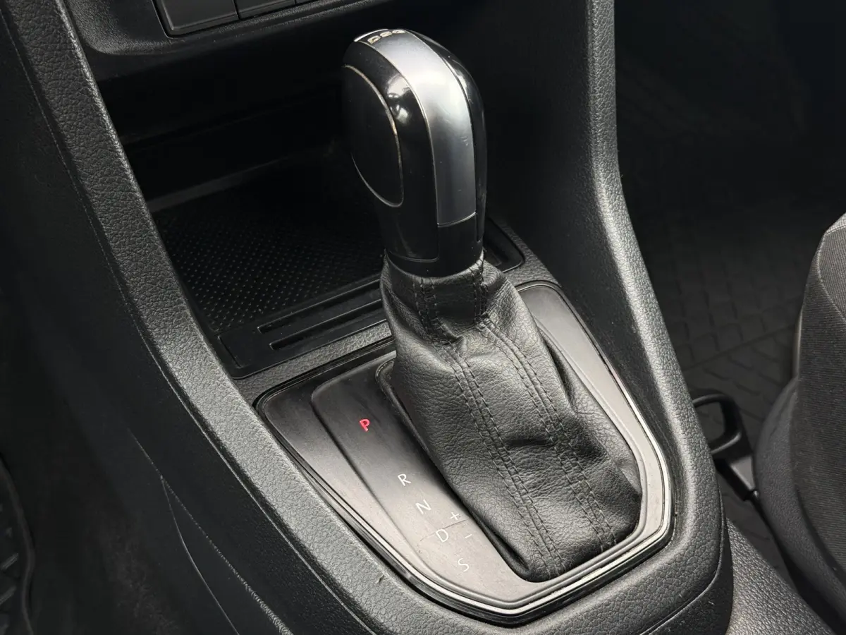 2.0 TDI L1H1 BMT Comfortline | Trekhaak | Carplay | Cruisec. | Airco