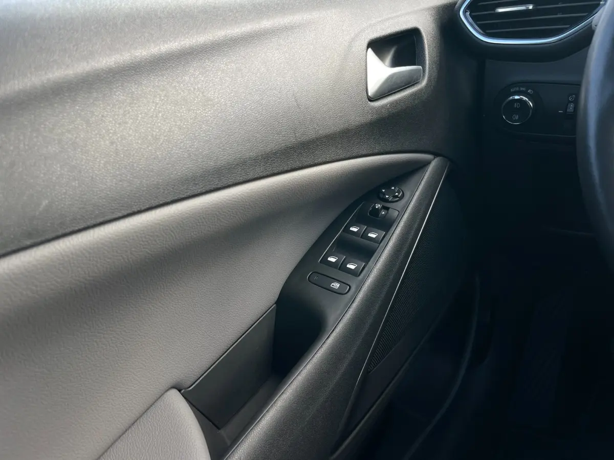 1.2 Turbo Innovation | Carplay | PDC | Camera | Cruise Control |