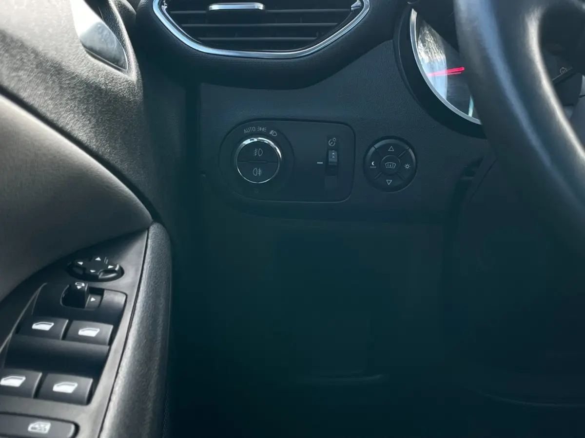 1.2 Turbo Innovation | Carplay | PDC | Camera | Cruise Control |