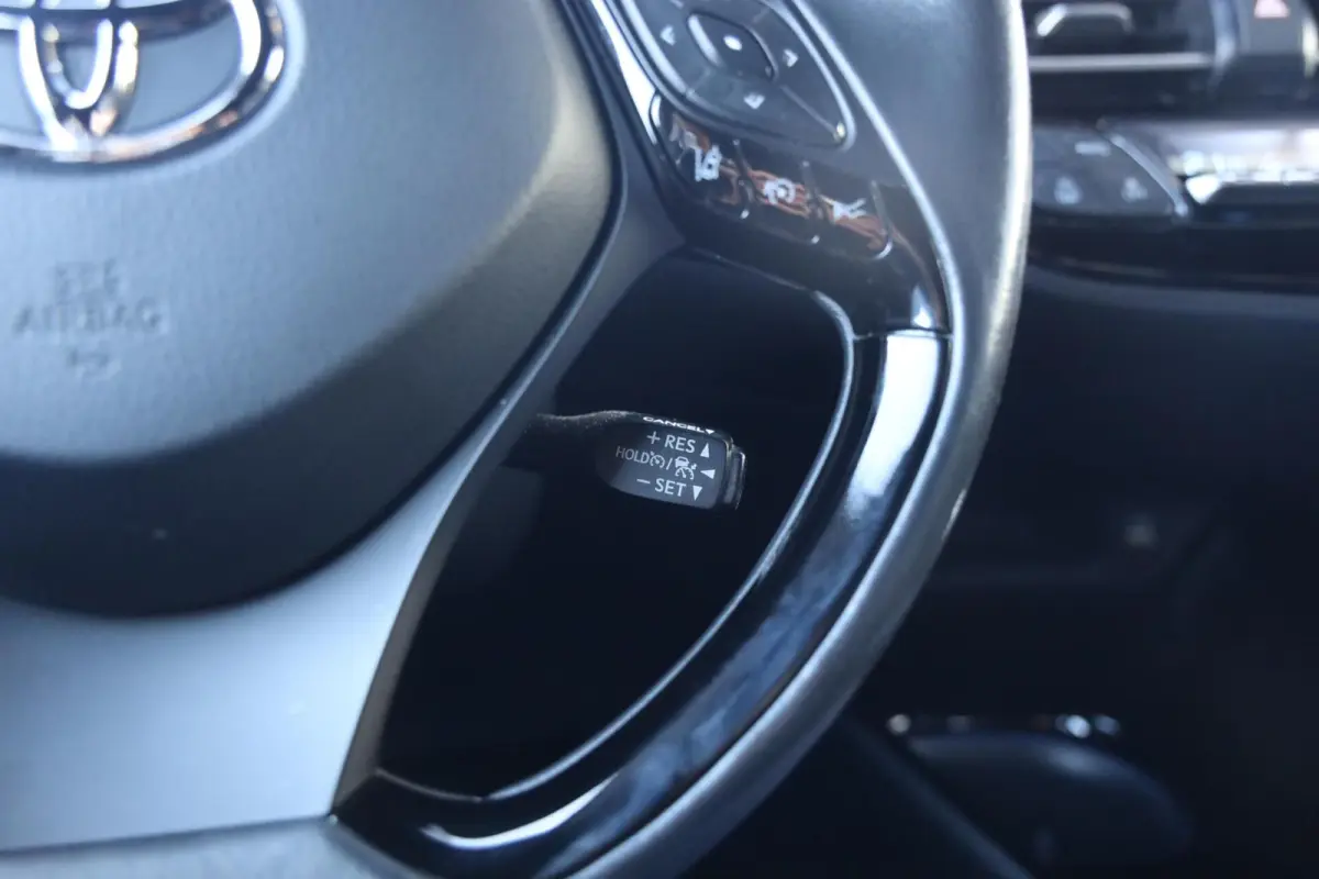 2.0 Hybrid Style|Stoel/Stuurverwarming|Camera|Keyless|Dodehoek detectie|