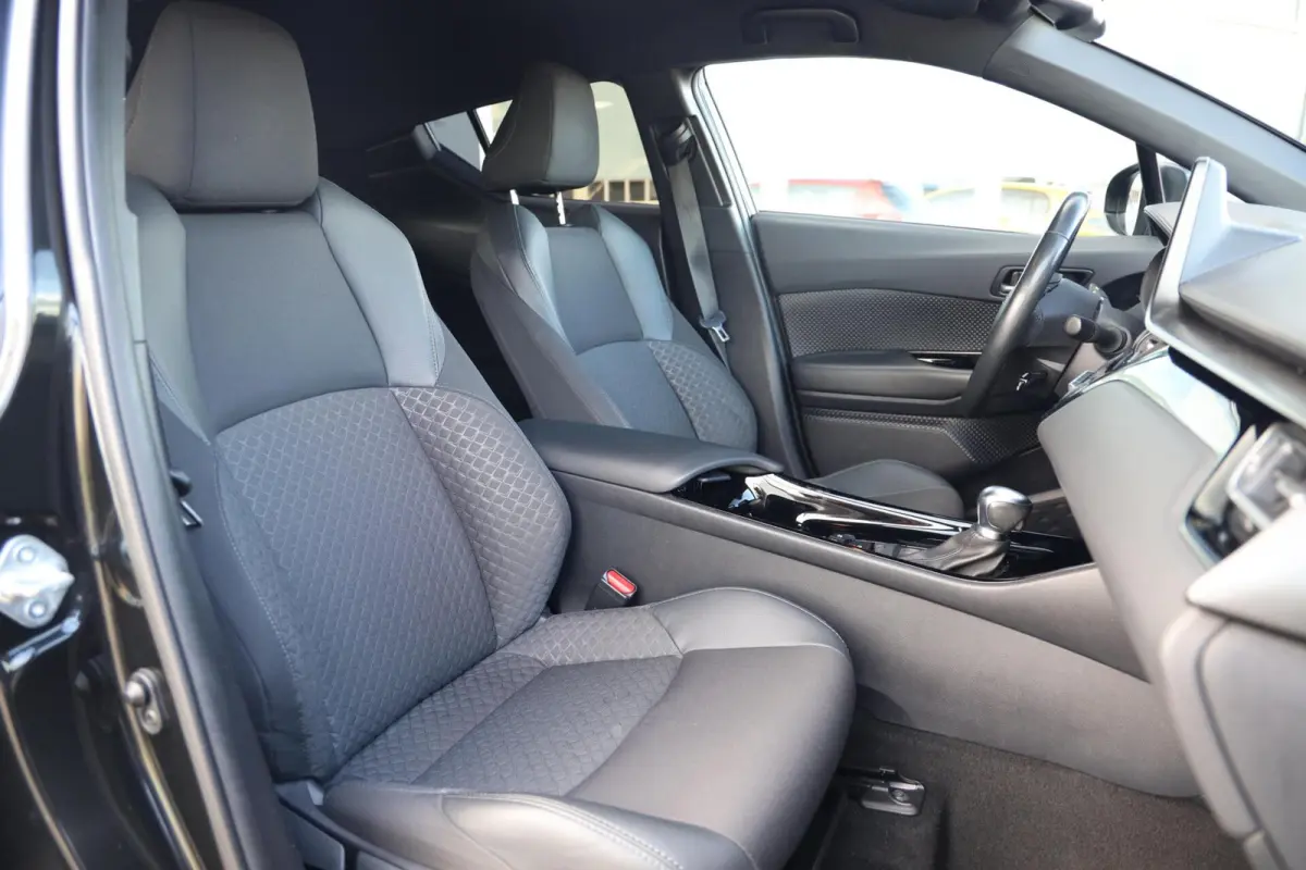 2.0 Hybrid Style|Stoel/Stuurverwarming|Camera|Keyless|Dodehoek detectie|