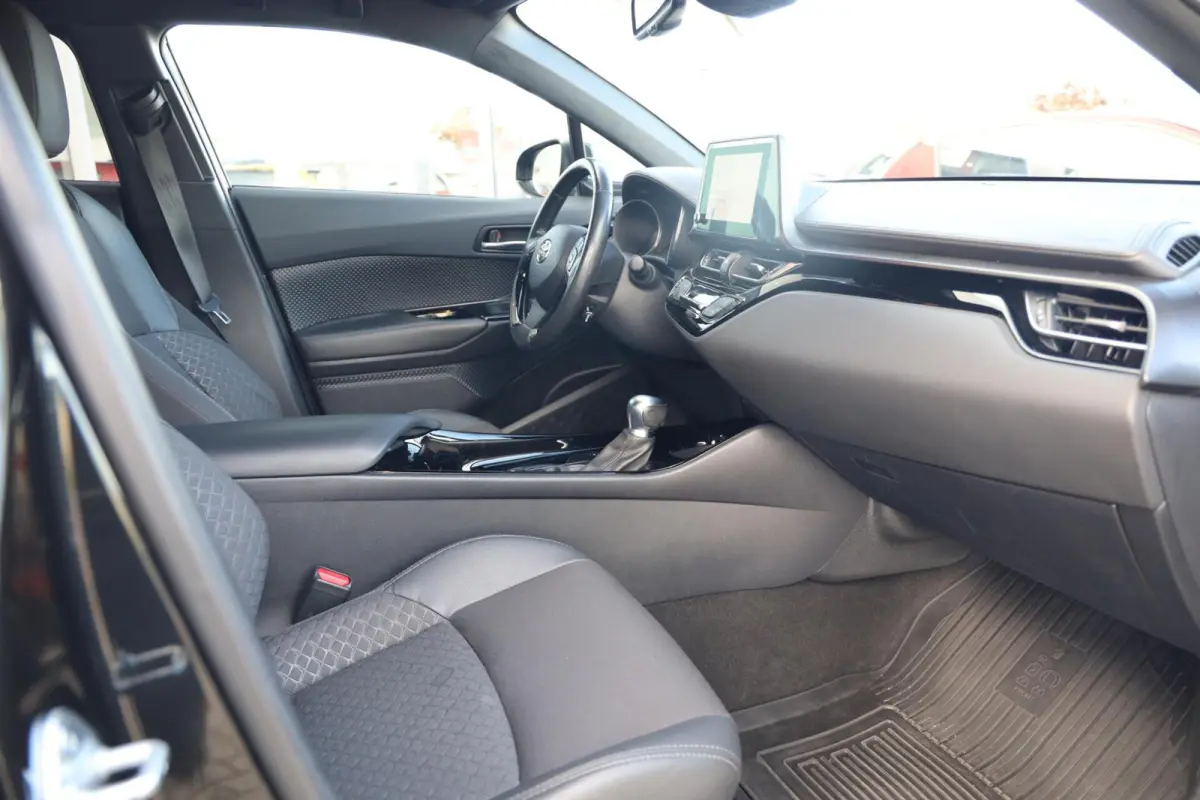 2.0 Hybrid Style|Stoel/Stuurverwarming|Camera|Keyless|Dodehoek detectie|