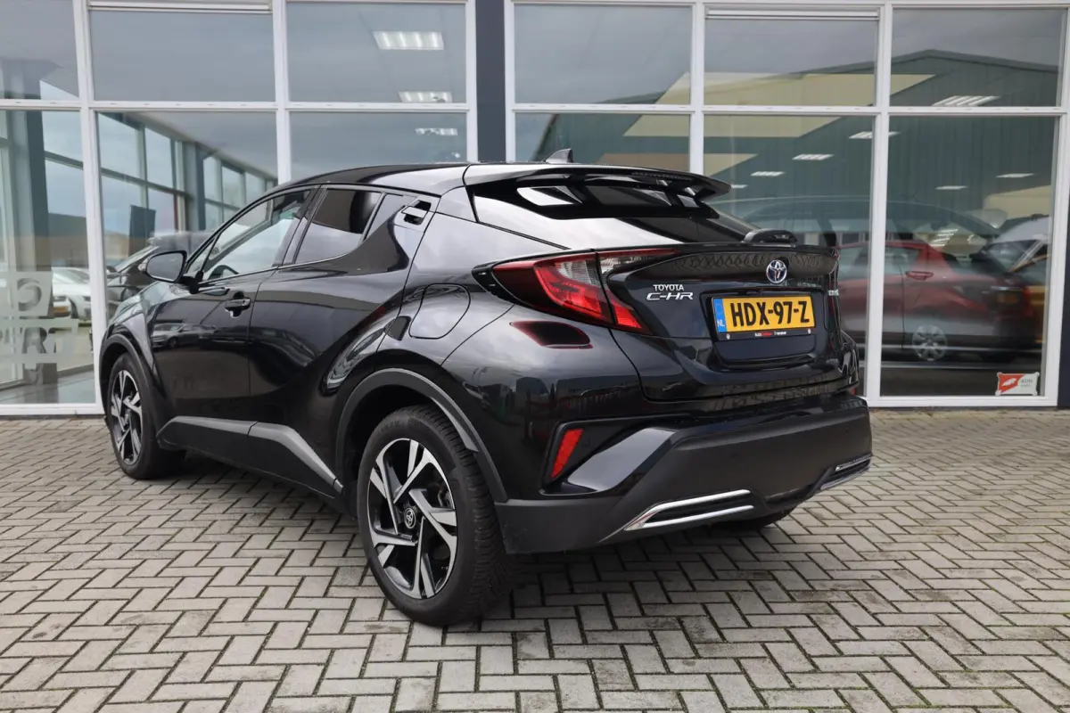 2.0 Hybrid Style|Stoel/Stuurverwarming|Camera|Keyless|Dodehoek detectie|